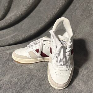 Levi's White and Burgundy Women's Sneakers